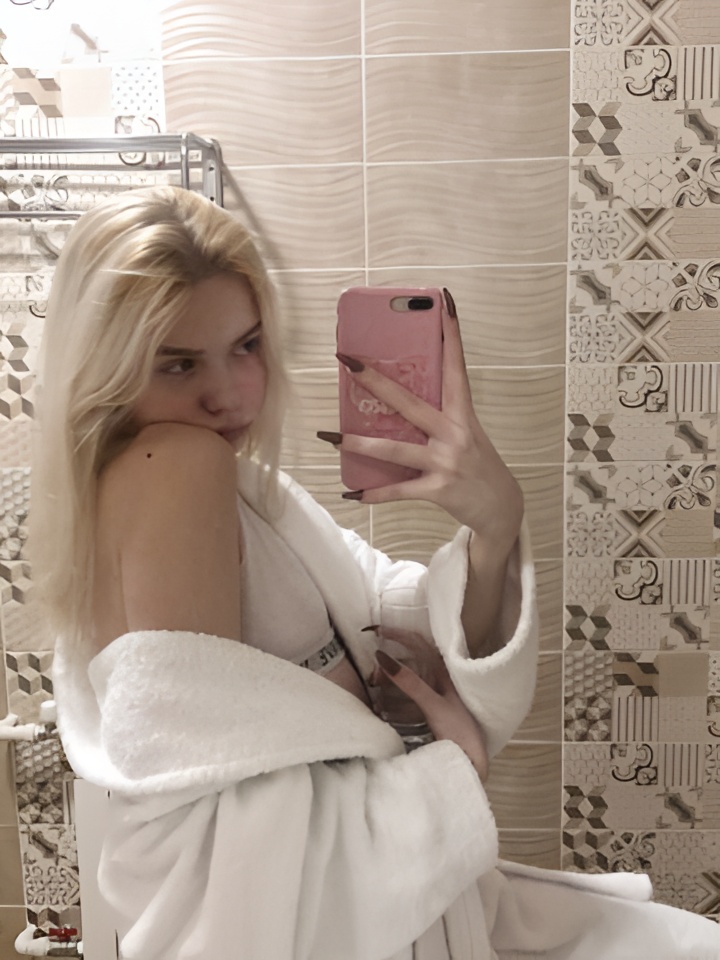 Дарья привлекальеная девушка из Лесного цена от 1500 руб