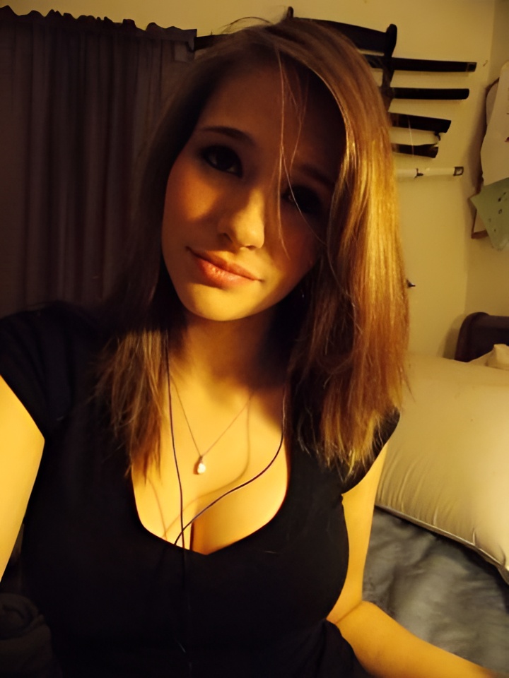 Сабина привлекальеная девушка из Лесного цена от 2000 руб