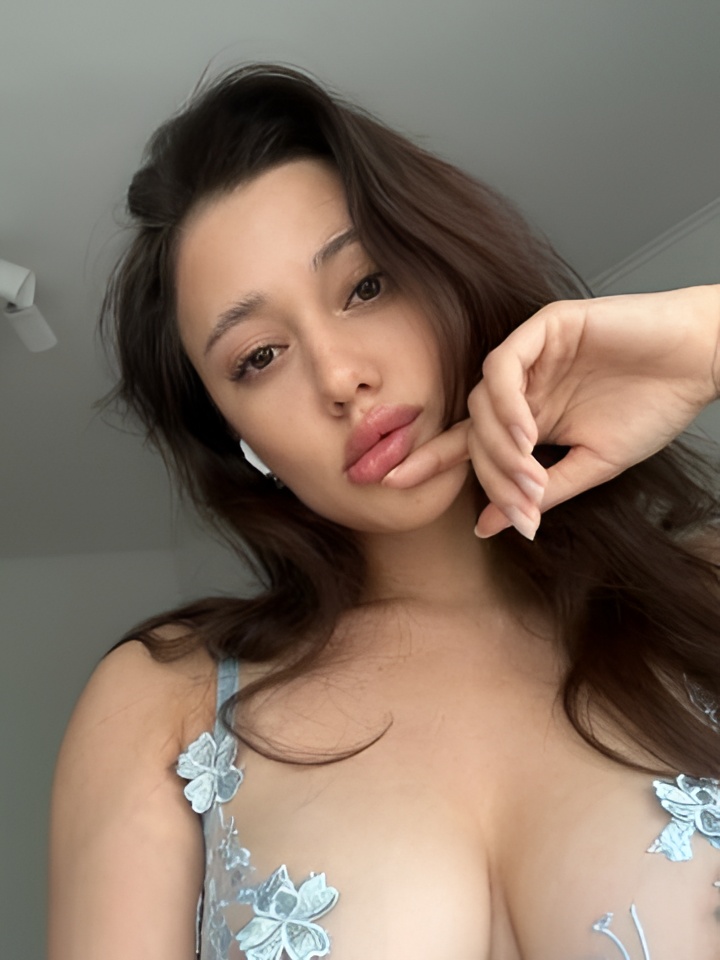 Индивидуалка Кира, доступна для личного знакомства от 5000 руб