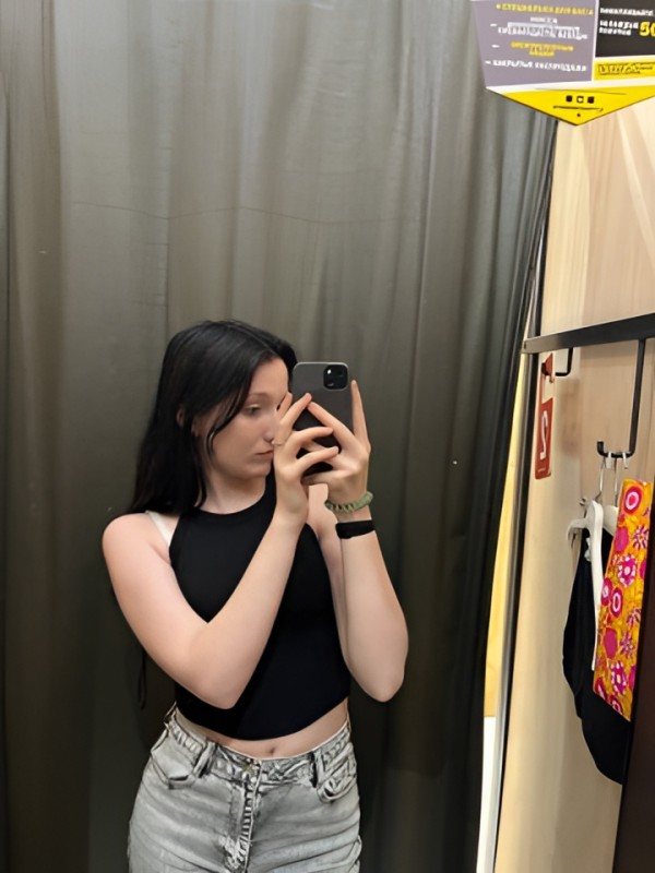 Элина привлекательная девушка из Лесного цена от 5000 руб