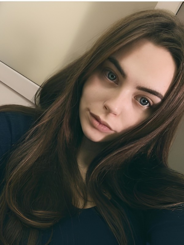 Олеся привлекательная девушка из Лесного цена от 10000 руб