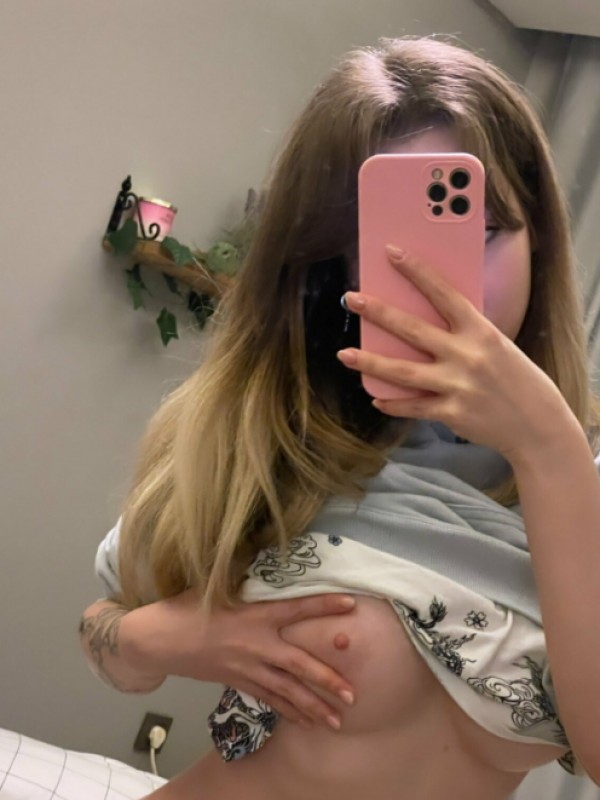 Луиза привлекательная девушка из Лесного цена от 3000 руб