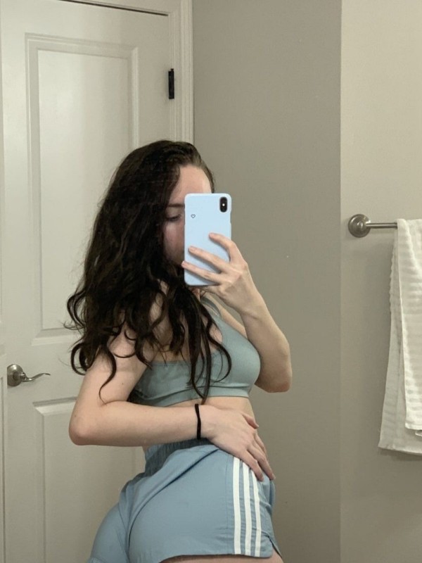 Дина привлекательная девушка из Лесного цена от 3000 руб