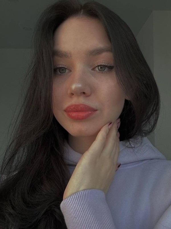 Алиска привлекательная девушка из Лесного цена от 7000 руб